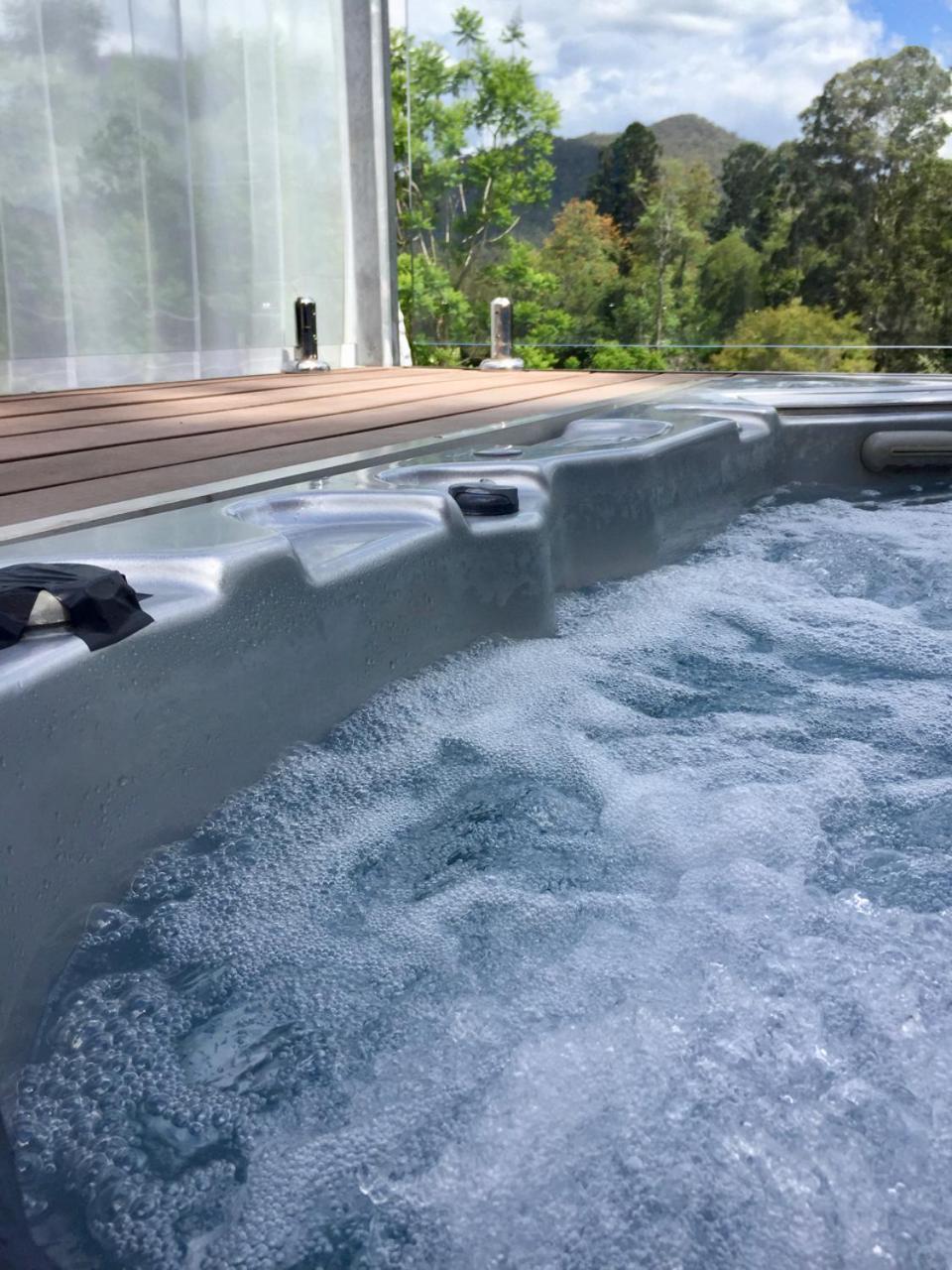 Отель Tuckers Retreat Canungra Экстерьер фото